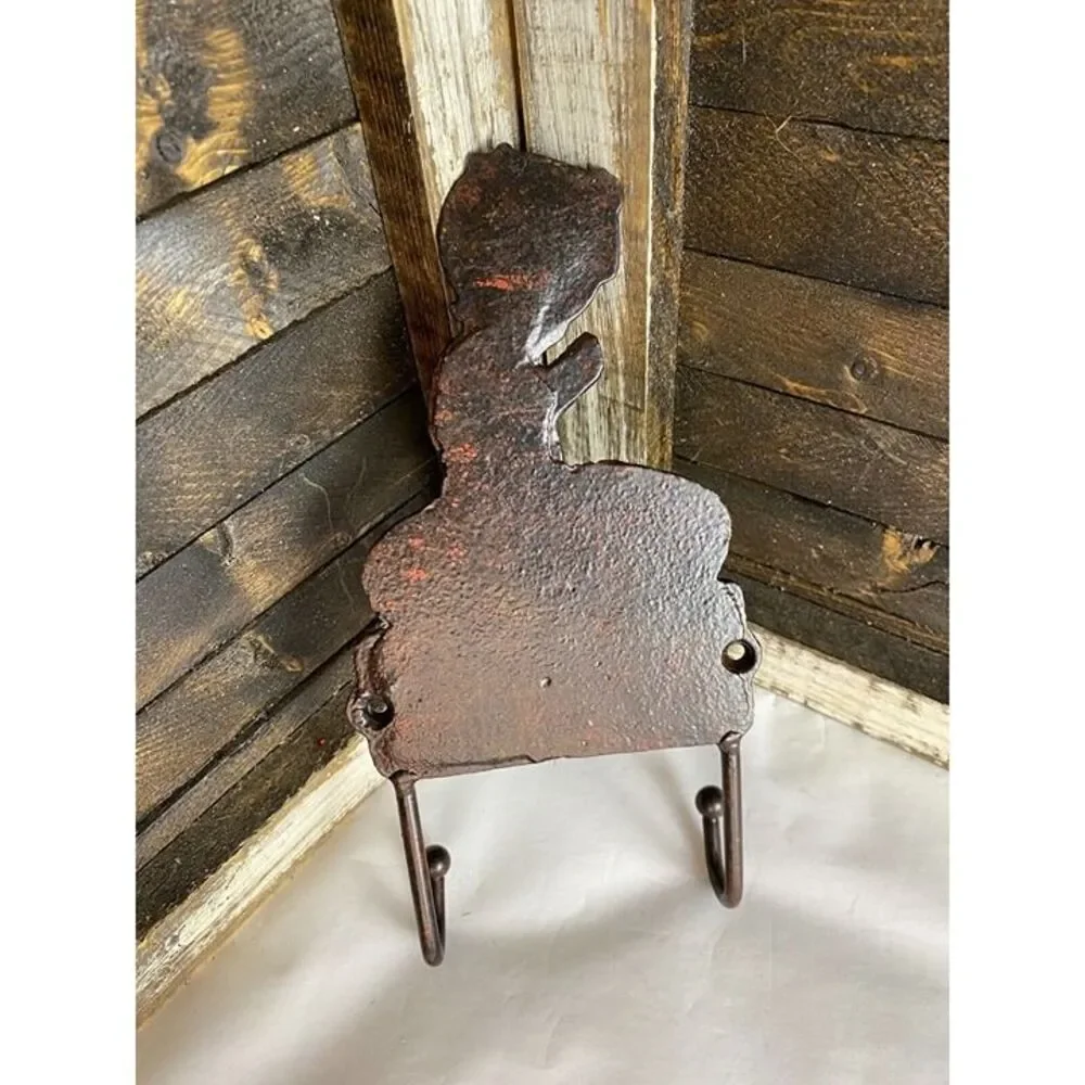 N/A rustic cast